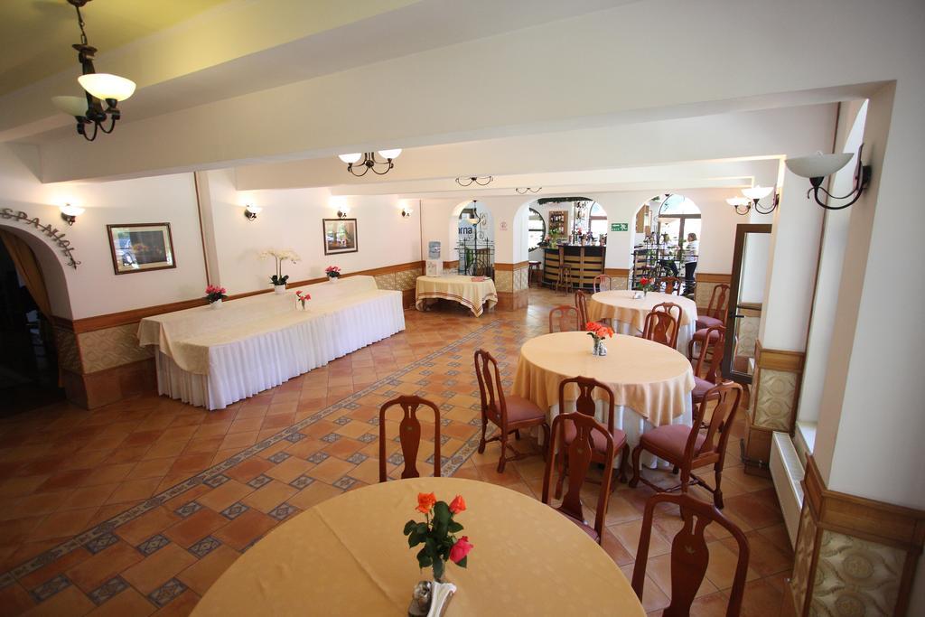 פויאנה ברשוב Hotel Ruia מראה חיצוני תמונה